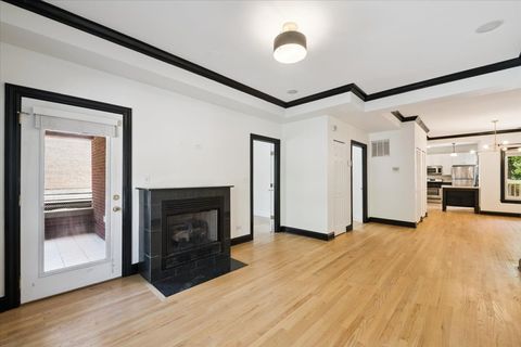 Tiny photo for 1057 W Thorndale Avenue #1, Chicago, IL 60660 (MLS # 12472885)