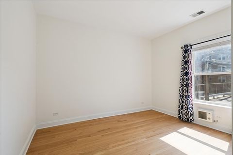 Tiny photo for 1057 W Thorndale Avenue #1, Chicago, IL 60660 (MLS # 12472885)