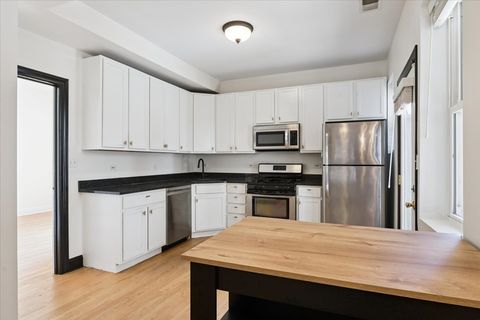Tiny photo for 1057 W Thorndale Avenue #1, Chicago, IL 60660 (MLS # 12472885)