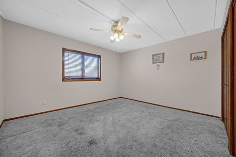 Tiny photo for 15702 Foxbend Court #1N, Orland Park, IL 60462 (MLS # 12587910)
