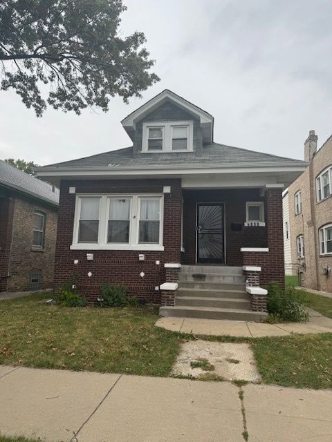 4830 W Crystal Street Chicago IL 60651