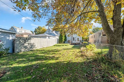 Tiny photo for 11224 S Fairfield Avenue, Chicago, IL 60655 (MLS # 12639007)
