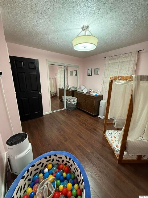 Tiny photo for 6410 Hickory Grove N. Grv, Quincy, IL 62305 (MLS # 12523480)