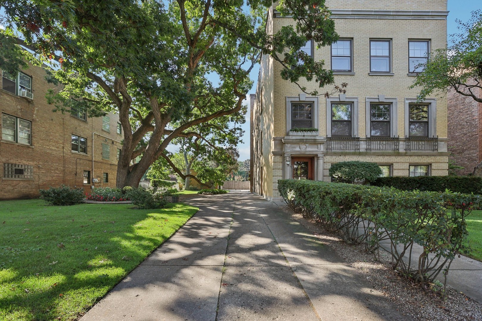 1104 Austin Street, Evanston, IL, 60202 4 1104 Austin Street