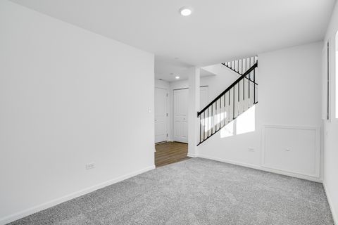 Tiny photo for 243 Settlers Place, West Dundee, IL 60118 (MLS # 12533016)