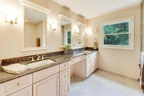 Tiny photo for 2302 Lisa Court, Rolling Meadows, IL 60067 (MLS # 12681998)