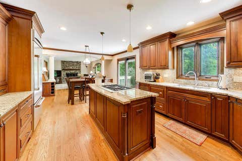 Tiny photo for 2302 Lisa Court, Rolling Meadows, IL 60067 (MLS # 12681998)