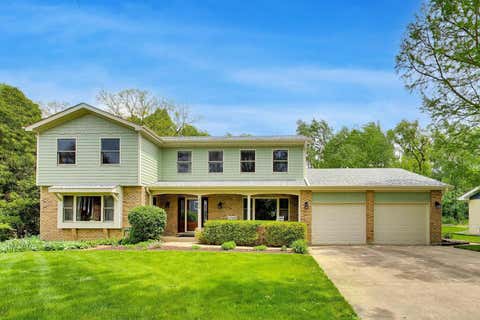 Photo of 2302 Lisa Court, Rolling Meadows, IL 60067 (MLS # 12681998)