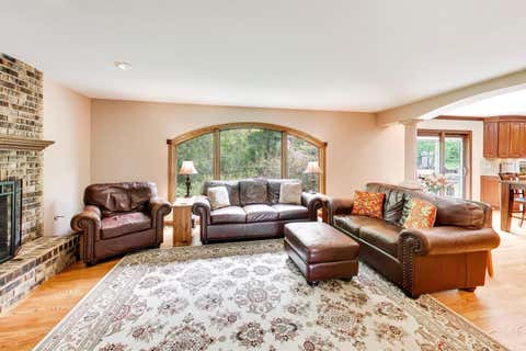 Tiny photo for 2302 Lisa Court, Rolling Meadows, IL 60067 (MLS # 12681998)