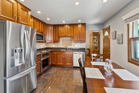 Tiny photo for 6955 N Dowagiac Avenue, Chicago, IL 60646 (MLS # 12490915)