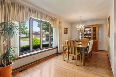 Tiny photo for 6955 N Dowagiac Avenue, Chicago, IL 60646 (MLS # 12490915)