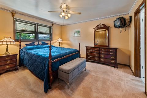 Tiny photo for 6955 N Dowagiac Avenue, Chicago, IL 60646 (MLS # 12490915)