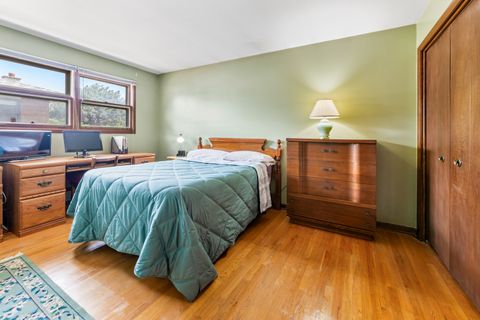 Tiny photo for 6955 N Dowagiac Avenue, Chicago, IL 60646 (MLS # 12490915)