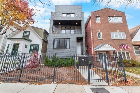 2150 W FOSTER Avenue 2 Chicago IL 60625
