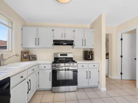 Tiny photo for 3087 Kelly Court, Aurora, IL 60504 (MLS # 12679156)