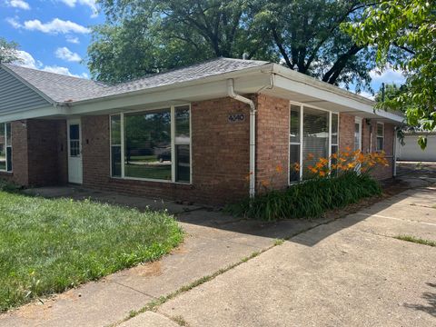 Tiny photo for 4340 Elm Avenue, Lyons, IL 60534 (MLS # 12399786)