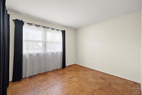 Tiny photo for 1130 Carswell Avenue, Elk Grove Village, IL 60007 (MLS # 12711230)