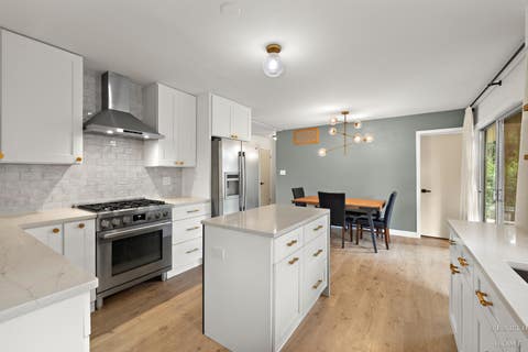 Tiny photo for 1130 Carswell Avenue, Elk Grove Village, IL 60007 (MLS # 12711230)
