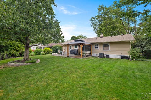 Tiny photo for 1130 Carswell Avenue, Elk Grove Village, IL 60007 (MLS # 12711230)