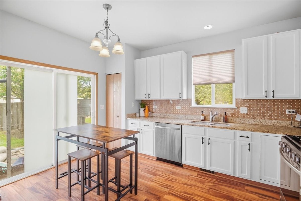 530 W Kristina Lane