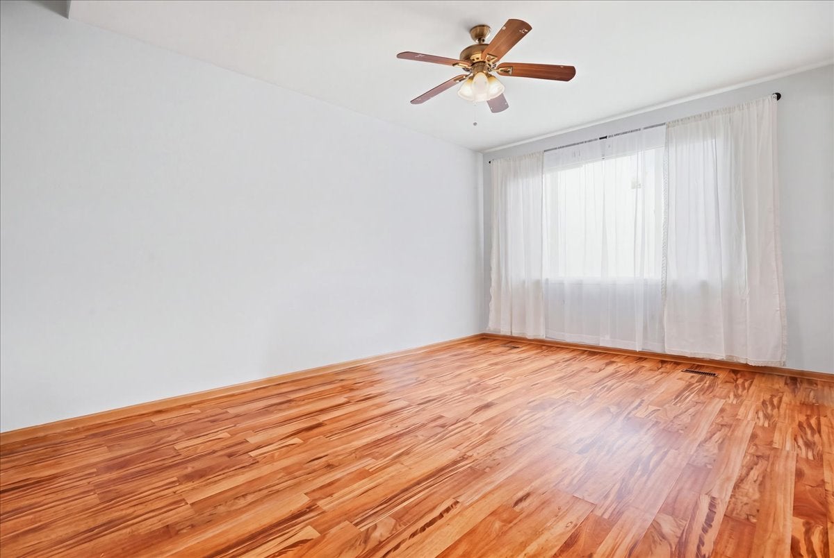 530 W Kristina Lane