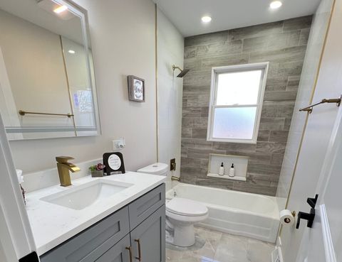 Tiny photo for 1061 S Pleasure Court, Aurora, IL 60506 (MLS # 12577484)