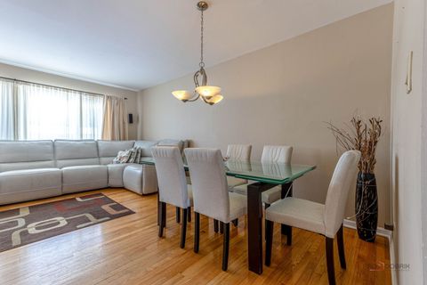 Tiny photo for 6 Forest Lane, Elk Grove Village, IL 60007 (MLS # 12556442)