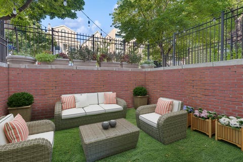 Tiny photo for 3233 N Racine Avenue #1, Chicago, IL 60657 (MLS # 12730163)