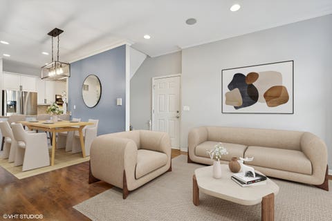 Tiny photo for 3233 N Racine Avenue #1, Chicago, IL 60657 (MLS # 12730163)