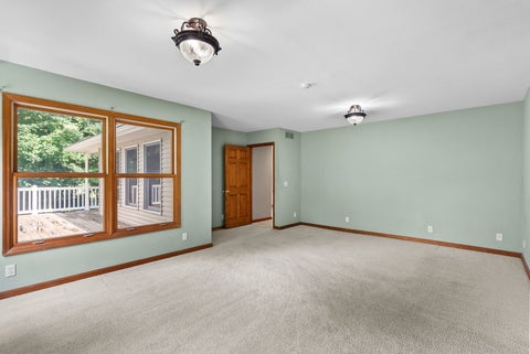 Tiny photo for 19 Quinn Court, Davenport, IA 52802 (MLS # 12682398)