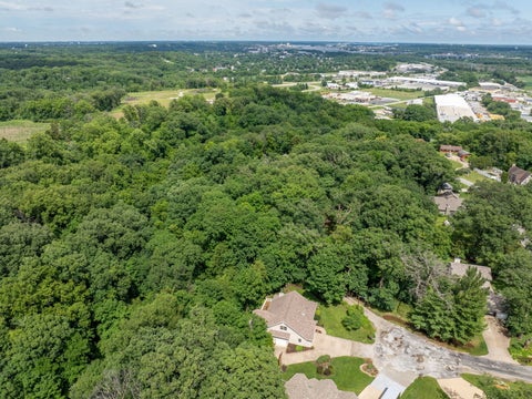Tiny photo for 19 Quinn Court, Davenport, IA 52802 (MLS # 12682398)