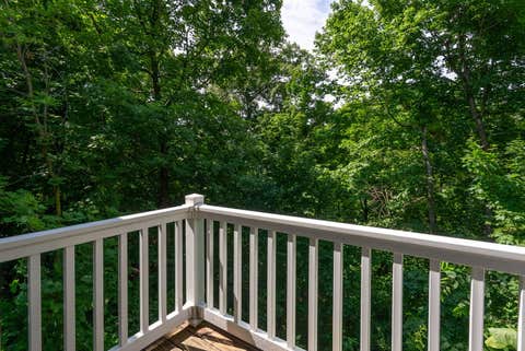 Tiny photo for 19 Quinn Court, Davenport, IA 52802 (MLS # 12682398)