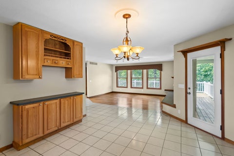 Tiny photo for 19 Quinn Court, Davenport, IA 52802 (MLS # 12682398)