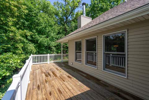 Tiny photo for 19 Quinn Court, Davenport, IA 52802 (MLS # 12682398)