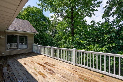 Tiny photo for 19 Quinn Court, Davenport, IA 52802 (MLS # 12682398)