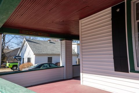 Tiny photo for 866 Lincoln Street, Marseilles, IL 61341 (MLS # 12569541)