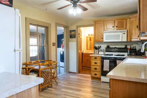 Tiny photo for 866 Lincoln Street, Marseilles, IL 61341 (MLS # 12569541)