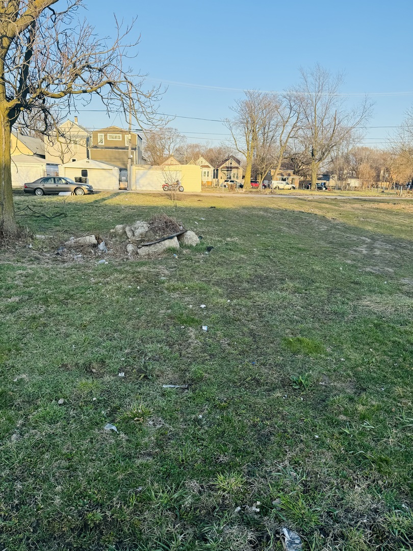 5219 S Halsted Street