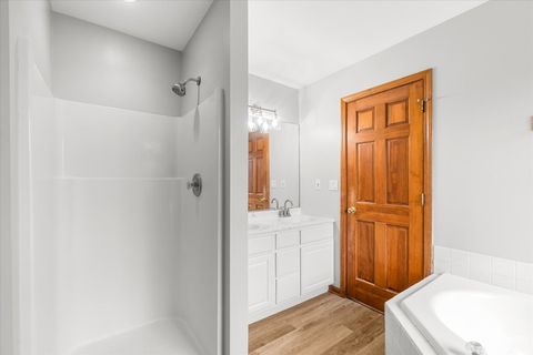 Tiny photo for 504 Buckthorne Court, Yorkville, IL 60560 (MLS # 12560852)