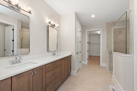 Tiny photo for 11172 Lizmore Lane #32B, Orland Park, IL 60467 (MLS # 12481124)