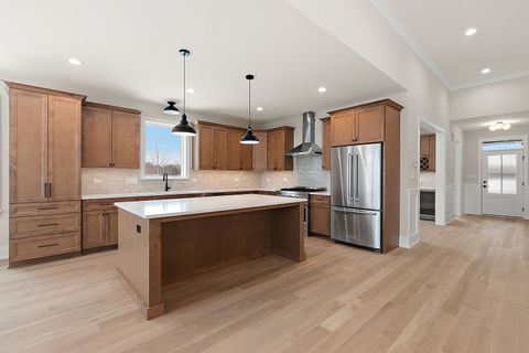 Tiny photo for 11172 Lizmore Lane #32B, Orland Park, IL 60467 (MLS # 12481124)