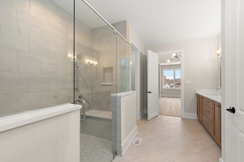 Tiny photo for 11172 Lizmore Lane #32B, Orland Park, IL 60467 (MLS # 12481124)