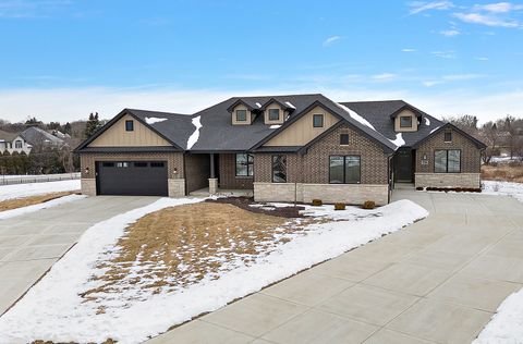 Tiny photo for 11172 Lizmore Lane #32B, Orland Park, IL 60467 (MLS # 12481124)
