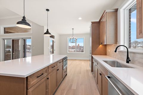 Tiny photo for 11172 Lizmore Lane #32B, Orland Park, IL 60467 (MLS # 12481124)