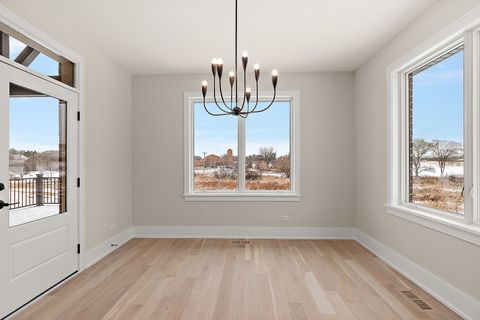 Tiny photo for 11172 Lizmore Lane #32B, Orland Park, IL 60467 (MLS # 12481124)