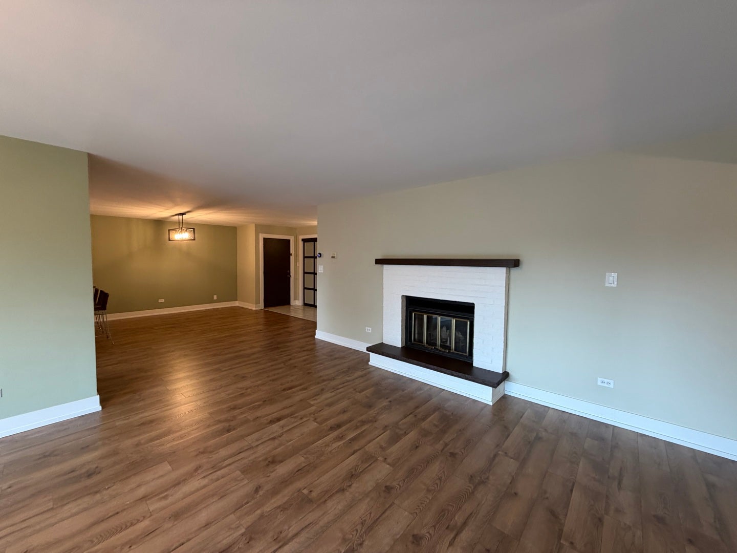 11006 S Theresa Circle 3B