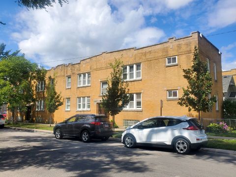 5534 W BARRY Avenue Chicago IL 60641