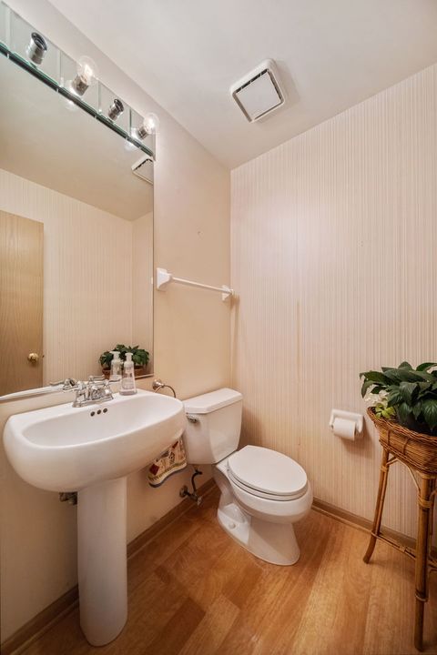 Tiny photo for 513 Rosebud Drive N, Lombard, IL 60148 (MLS # 12509413)