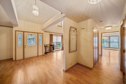 Tiny photo for 513 Rosebud Drive N, Lombard, IL 60148 (MLS # 12509413)