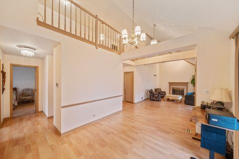 Tiny photo for 513 Rosebud Drive N, Lombard, IL 60148 (MLS # 12509413)